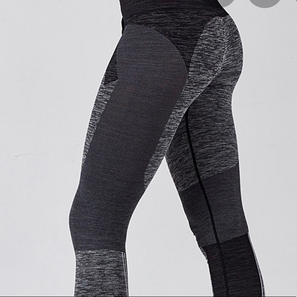 Blanc Noir terrain leggings